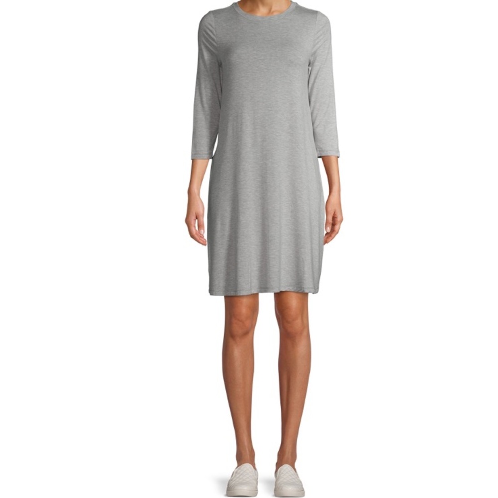 Women’s light grey 3/4 sleeve swing dress